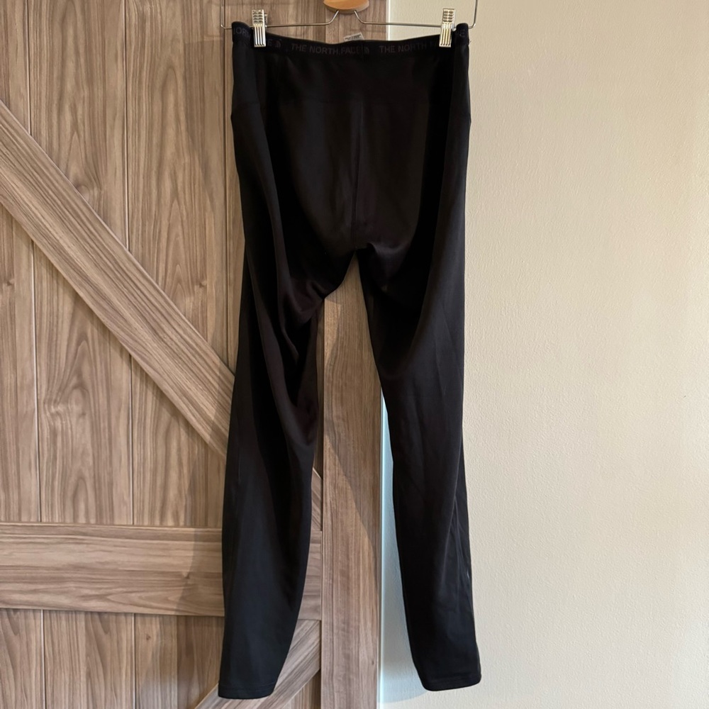 Women’s the North Face base layer pants size large